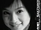 ami_suzuki_w017a.jpg